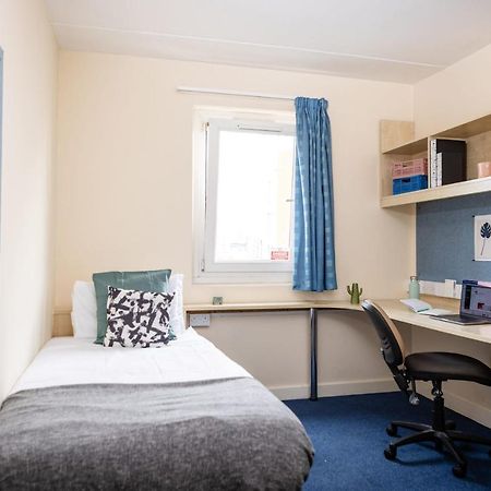 Lovely Ensuite Room With Shared Kitchen Greenwich London Bagian luar foto