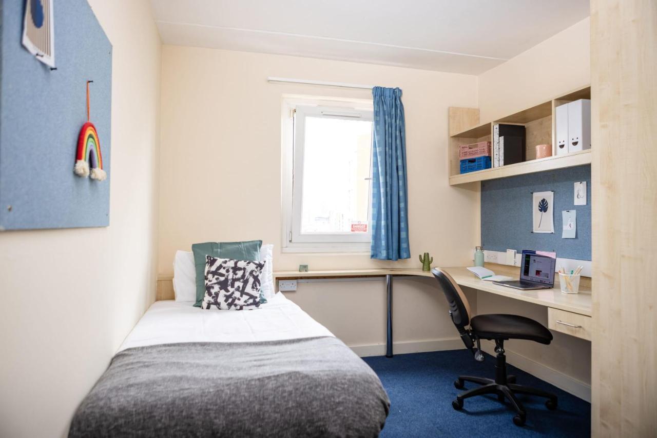 Lovely Ensuite Room With Shared Kitchen Greenwich London Bagian luar foto
